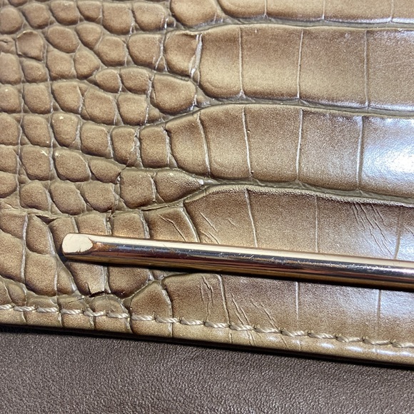 ALDO Vegan Leather Crossbody Purse - Picture 9 of 11